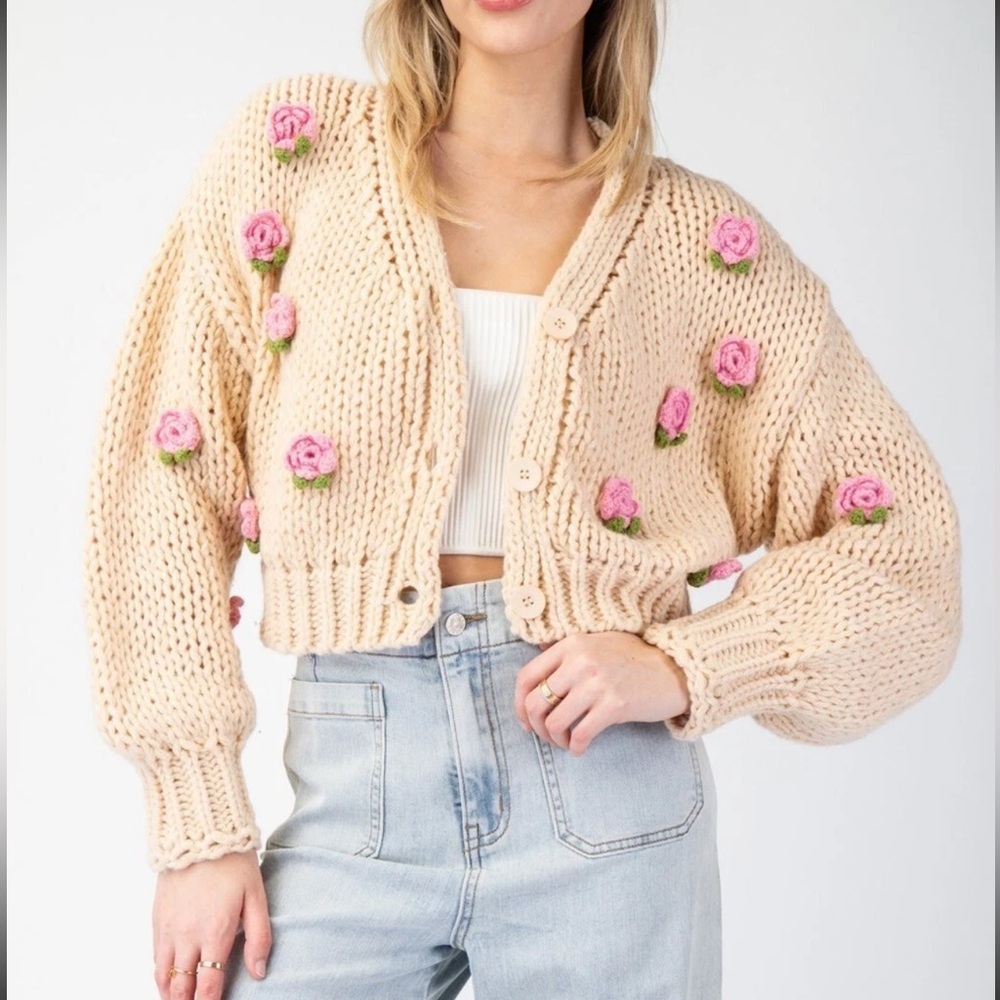ee:some 3D Rose Floral Knit Cropped Sweater Cardigan - Oatmeal - L